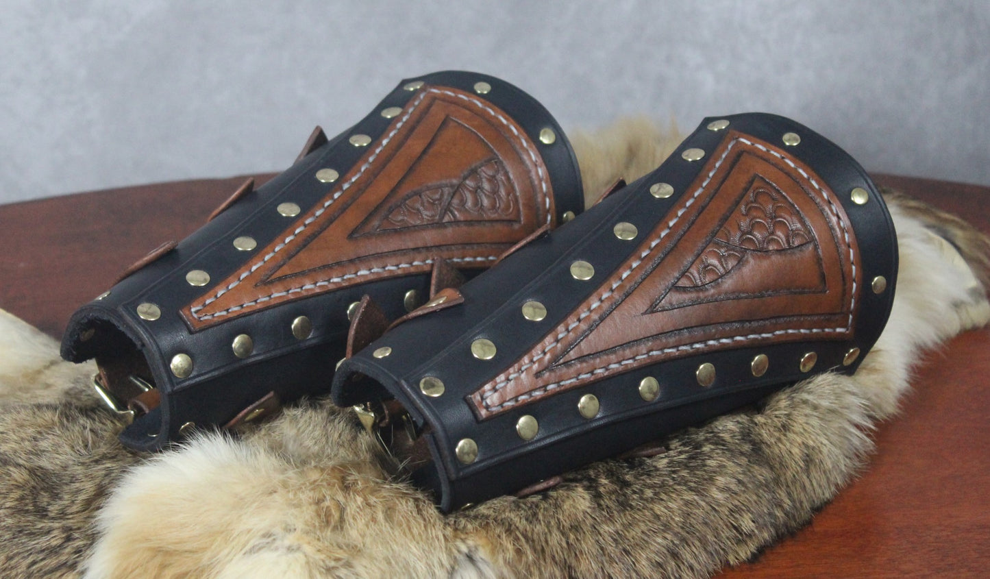 Lord's Leather Bracers