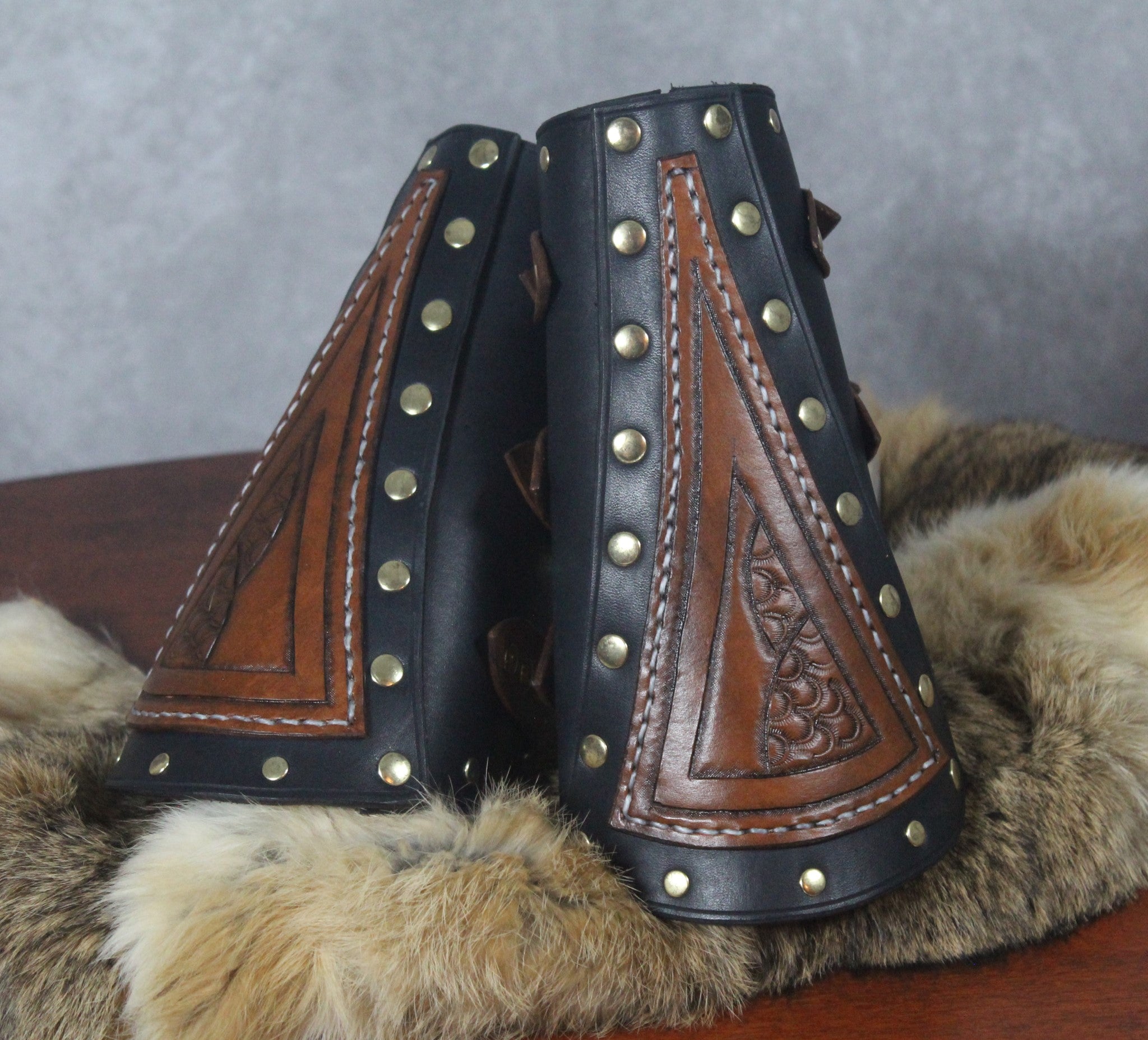 Lord's Leather Bracers Foxkin Foundry